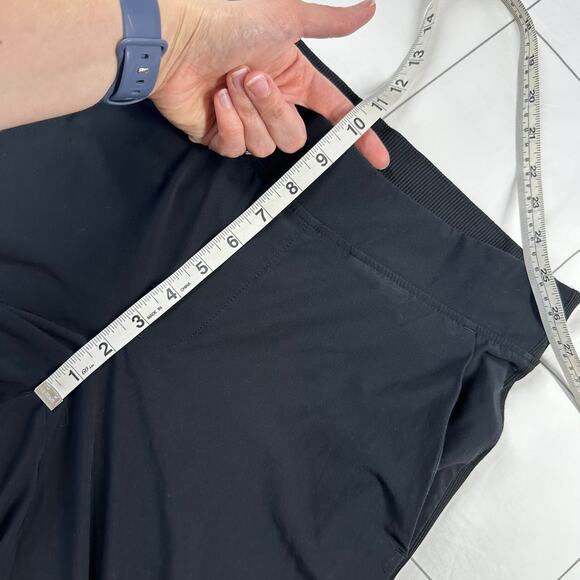 Athleta Pants Women 4 Black Brooklyn Ankle Pull On Travel Casual Stretch Minimal - Picture 9 of 12